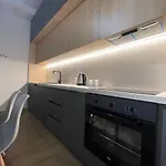 Square 21 Apartment