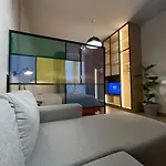 Apartment Square 21 *