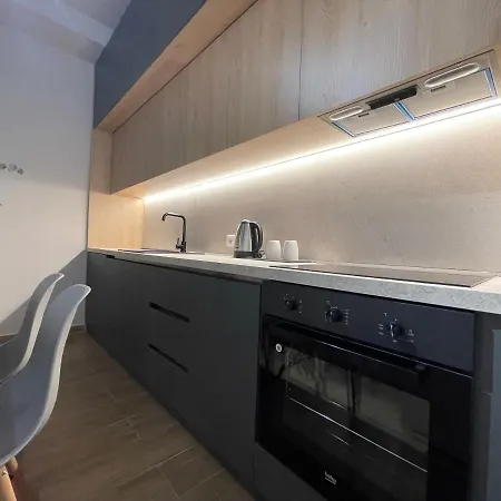 Square 21 Apartment