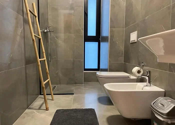Apartmán Square 21 *