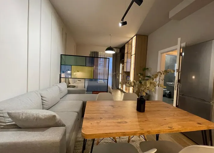 Square 21 Apartmán Tirana